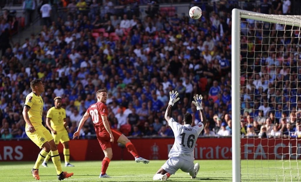 罗马诺：阿隆索将会很快返回教练席，各俱乐部都在关注他的动向