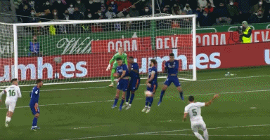 米体：路易斯-恩里克表现低迷，对阵比萨或成他的最后机会